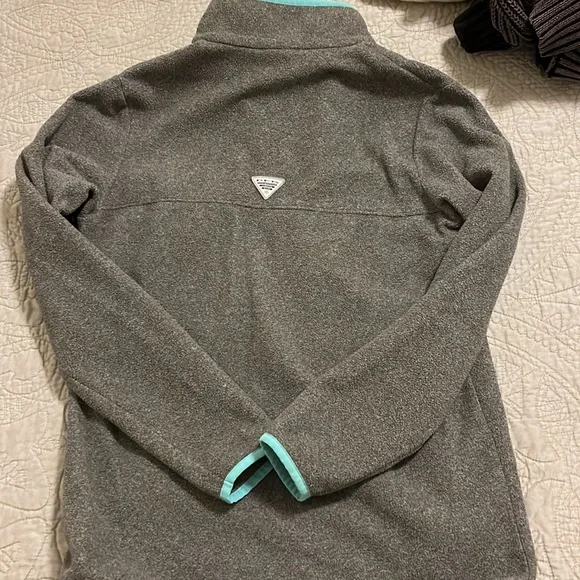 Women’s Columbia PFG fleece pullover size med - Picture 6 of 7